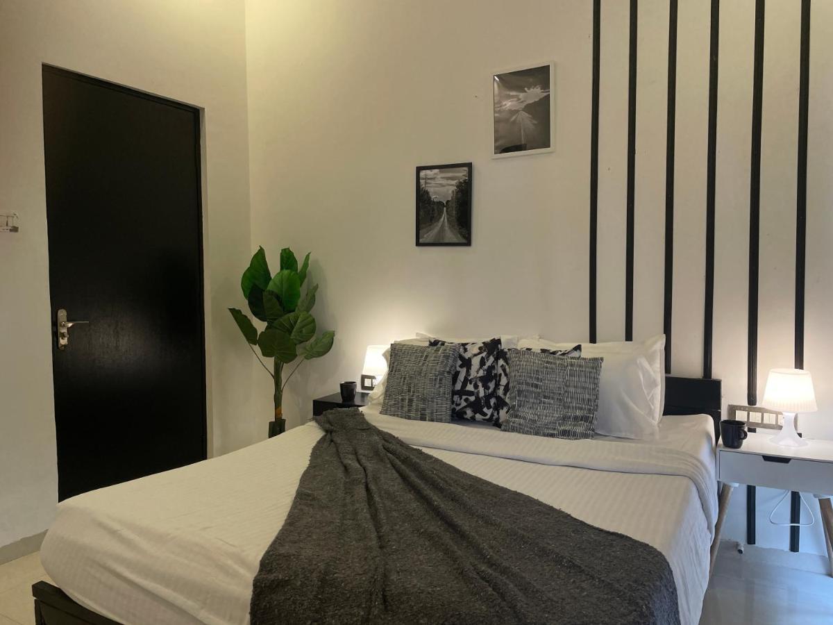 Eko Stay- Tropicana Villa Lonavala Eksteriør bilde